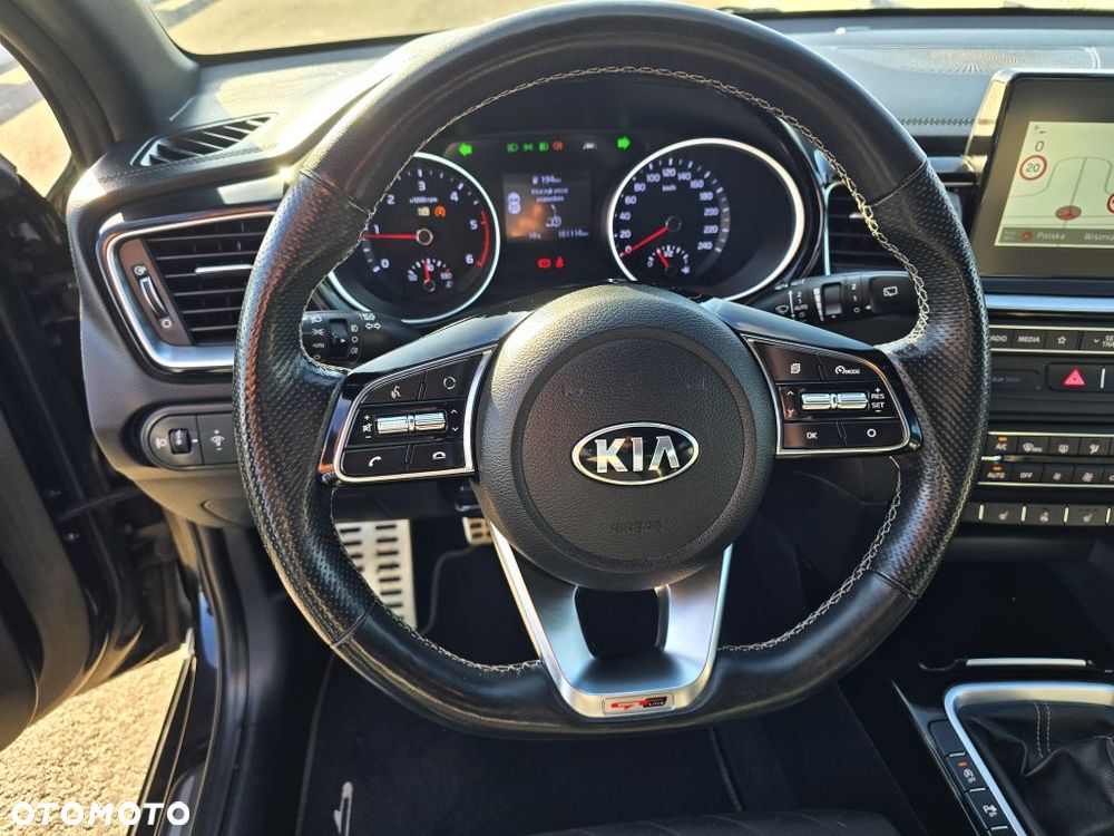 Kia Ceed 1.6 CRDi GT Line - 8