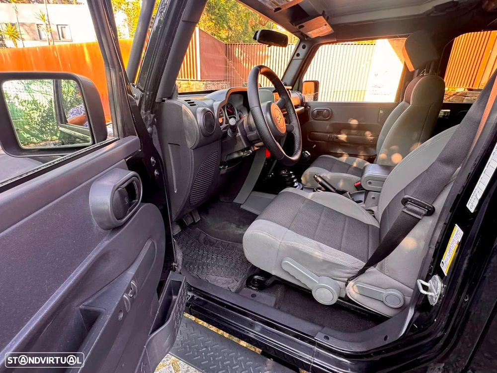 Jeep Wrangler Unlimited 2.8 CRD MTX Sahara Limited - 18