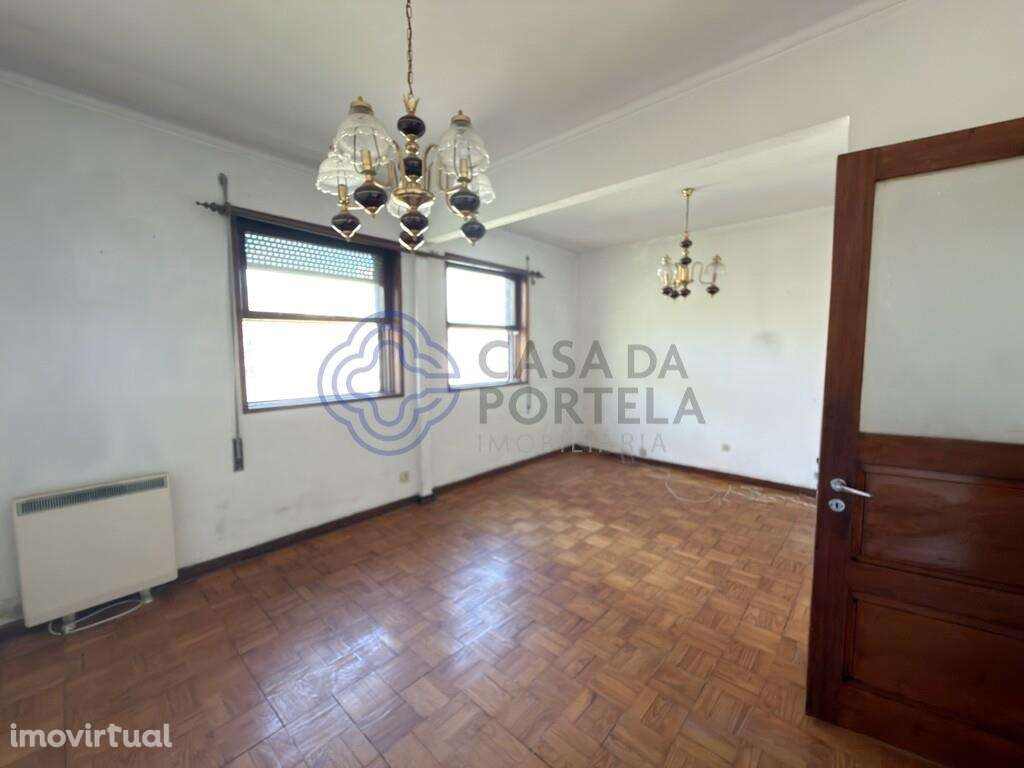 T2 com 3 frentes e vistas de rio | Quebrantões, Vila Nova de Gaia - Grande imagem: 5/17