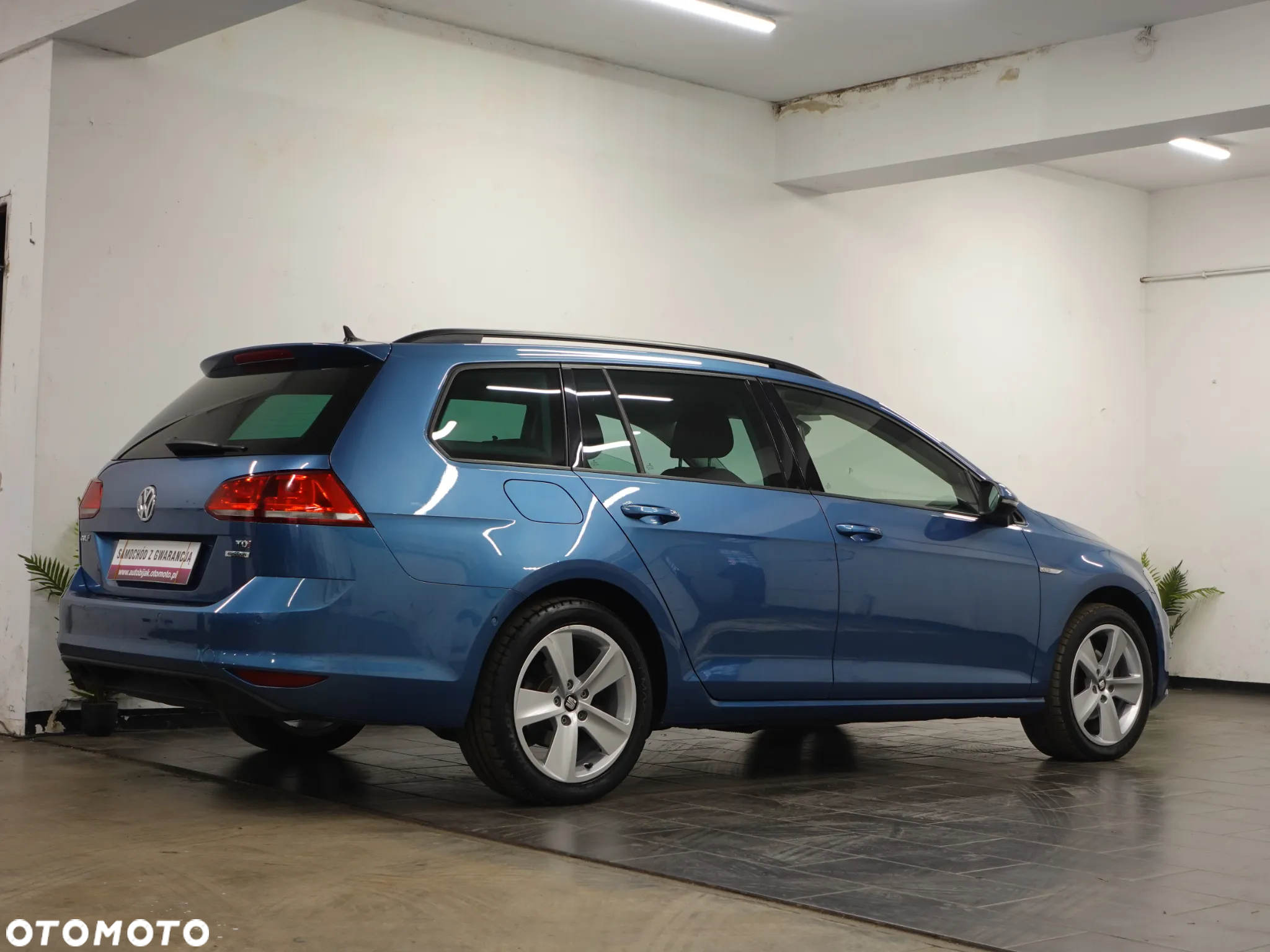 Volkswagen Golf 1.6 TDI 4Motion BlueMotion Technology Cup - 10