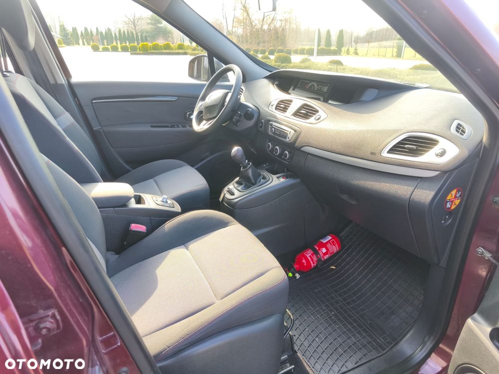 Renault Scenic - 11