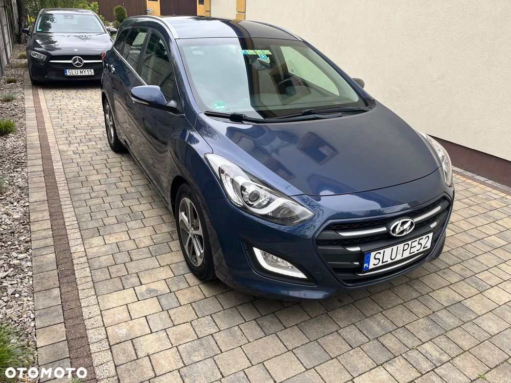 Hyundai i30 blue Kombi 1.6 CRDi Style - 7