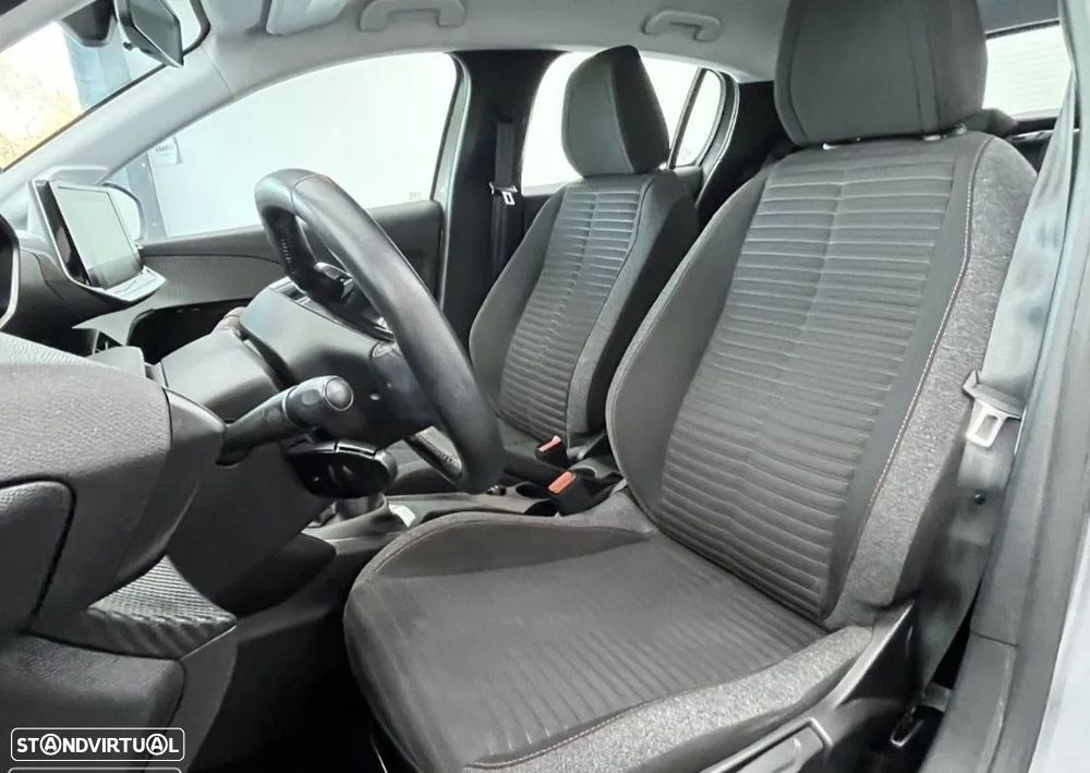 Peugeot 208 1.2 PureTech Active Pack — fotografia 9