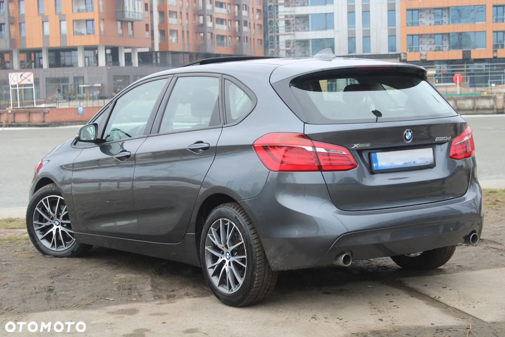 BMW Seria 2 220d xDrive Sport Line - 9