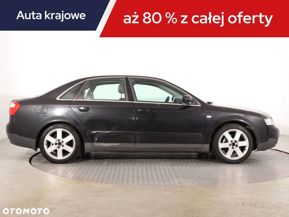 Audi A4 Limousine - 8