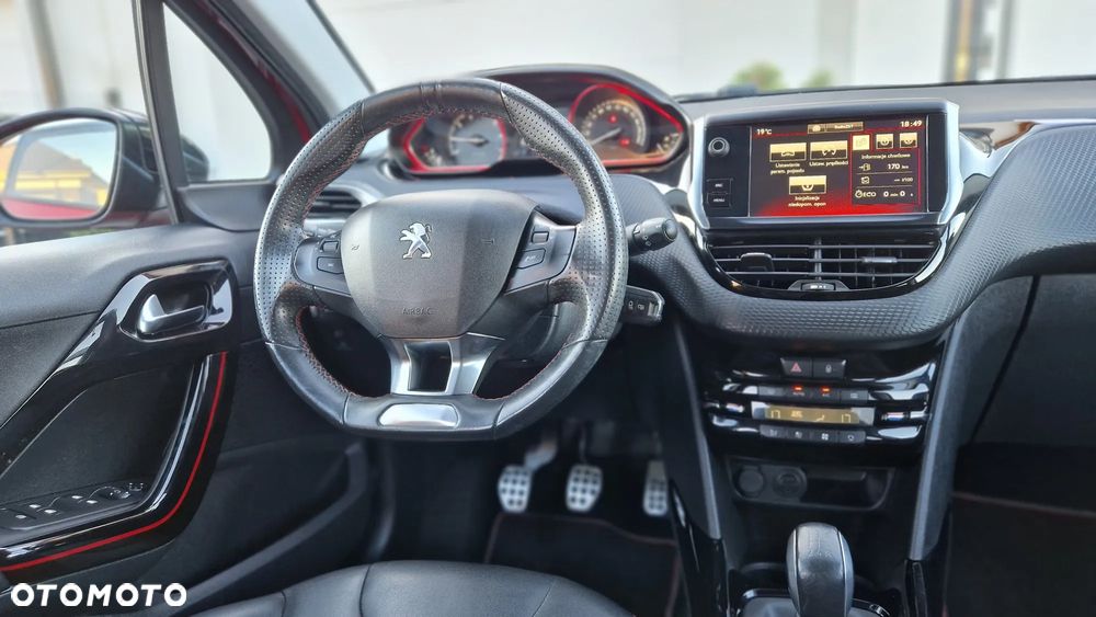 Peugeot 2008 PureTech 110 Stop&Start GT-Line Edition - 10