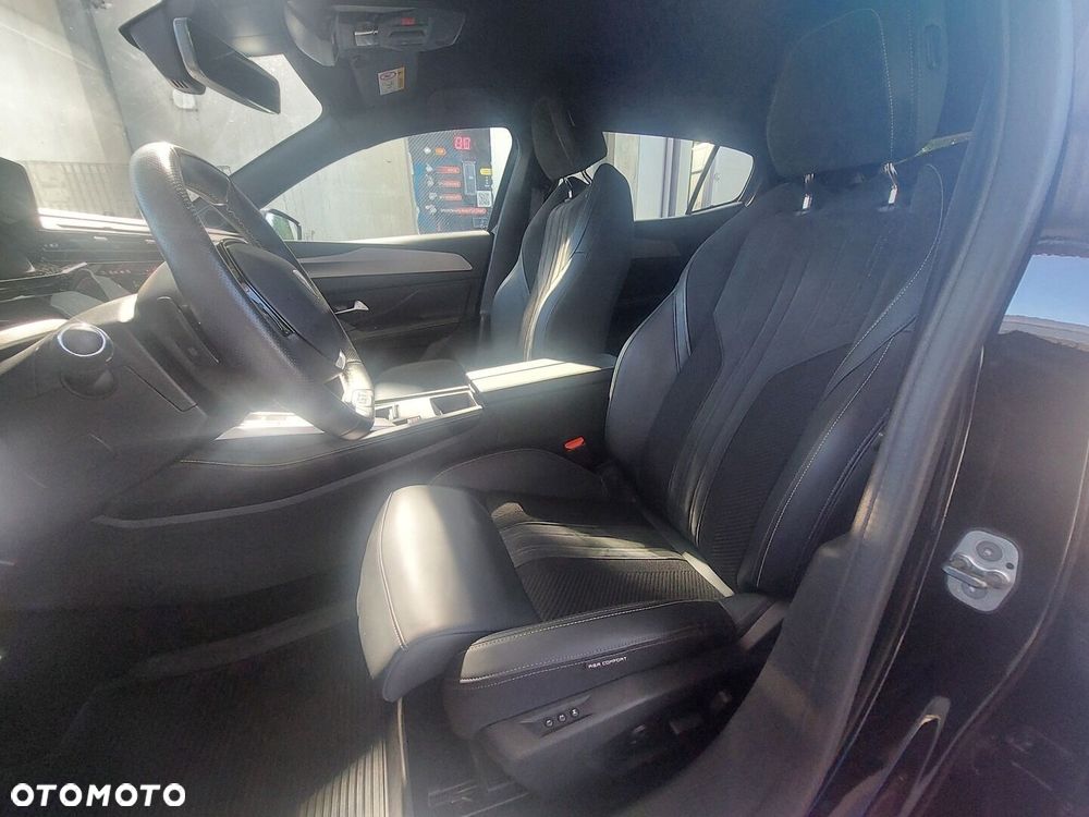 Peugeot 408 1.2 PureTech GT S&S EAT8 - 12
