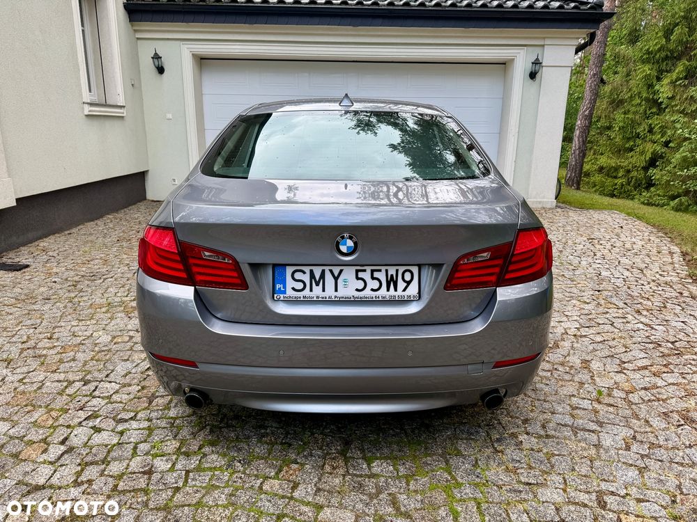BMW Seria 5 535i xDrive Luxury Line - 4