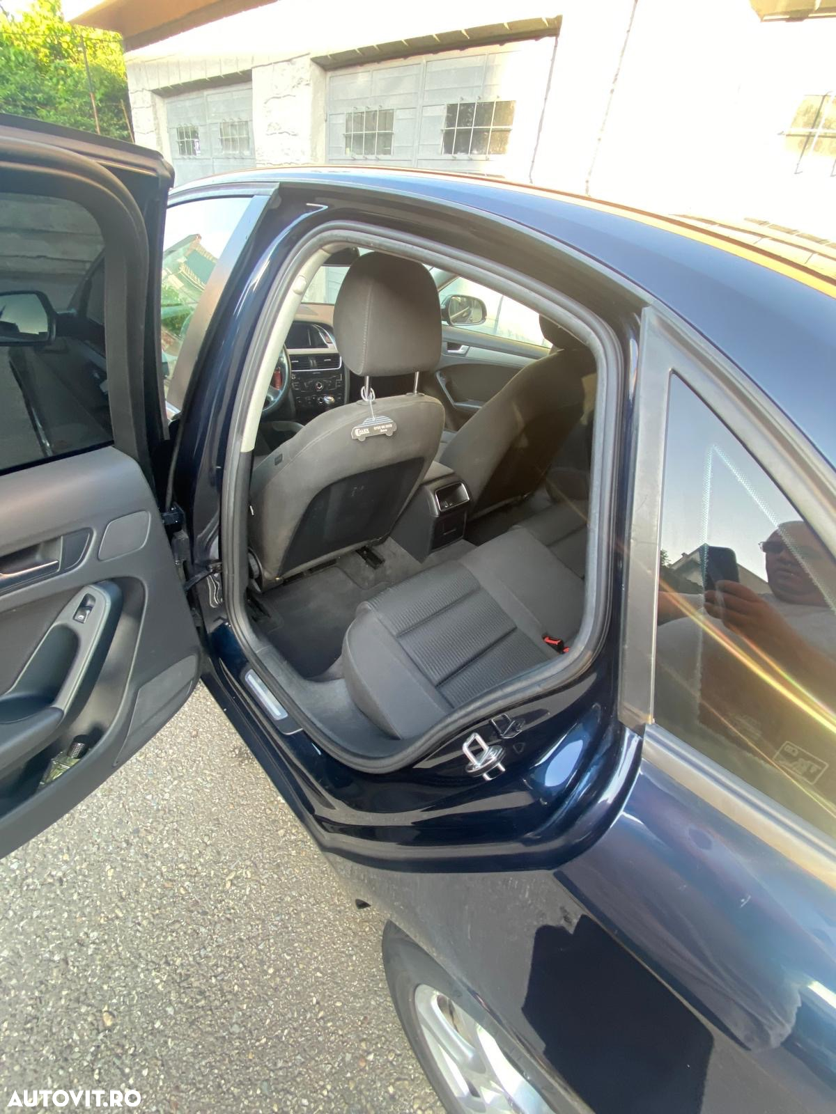 Audi A4 2.0 TDI B8 - 6