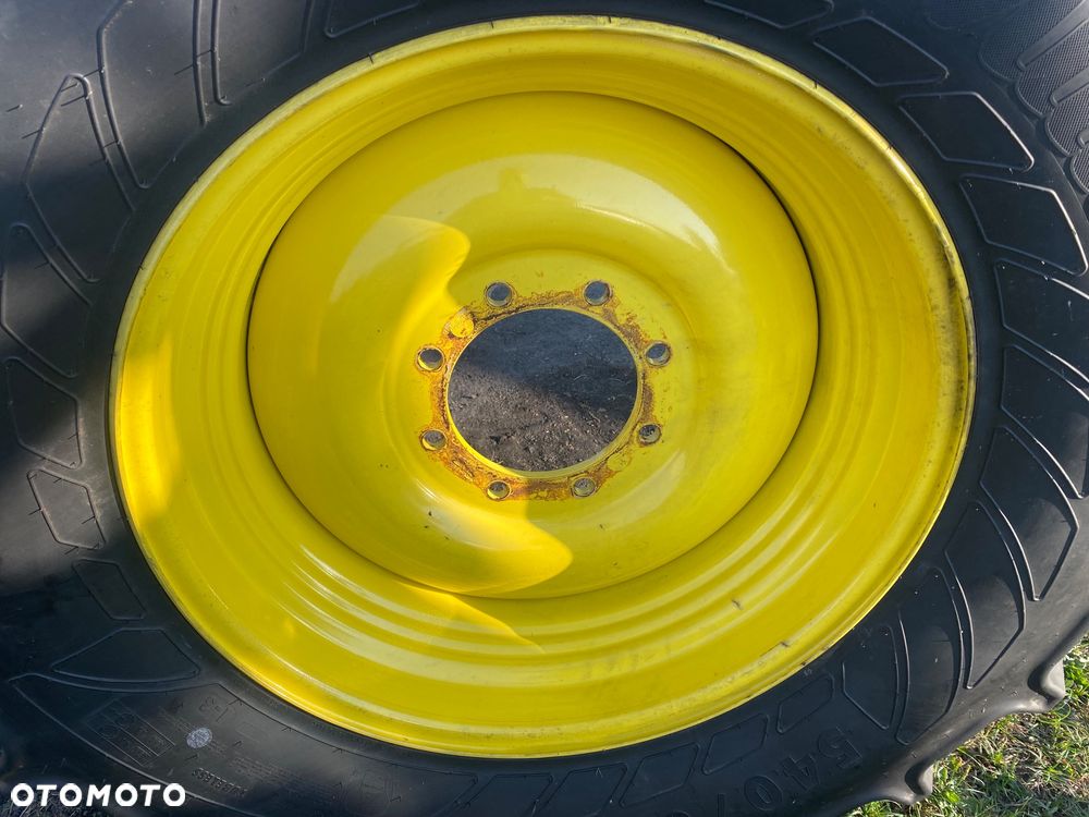 FELGA TYLNIA 16LX30  , AXE41433 JOHN DEERE W540,W550,W650,T550,T660,T670 - 1