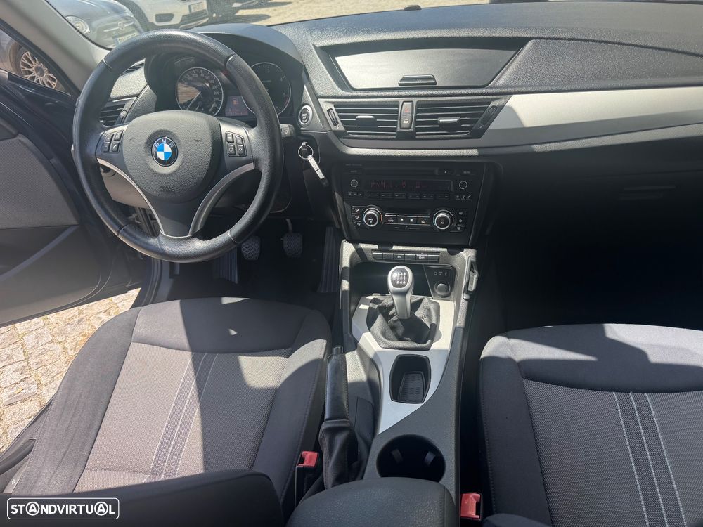 BMW X1 18 d sDrive - 10