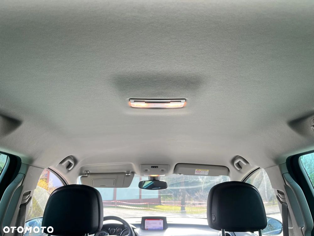 Opel Meriva 1.4 Innovation - 26