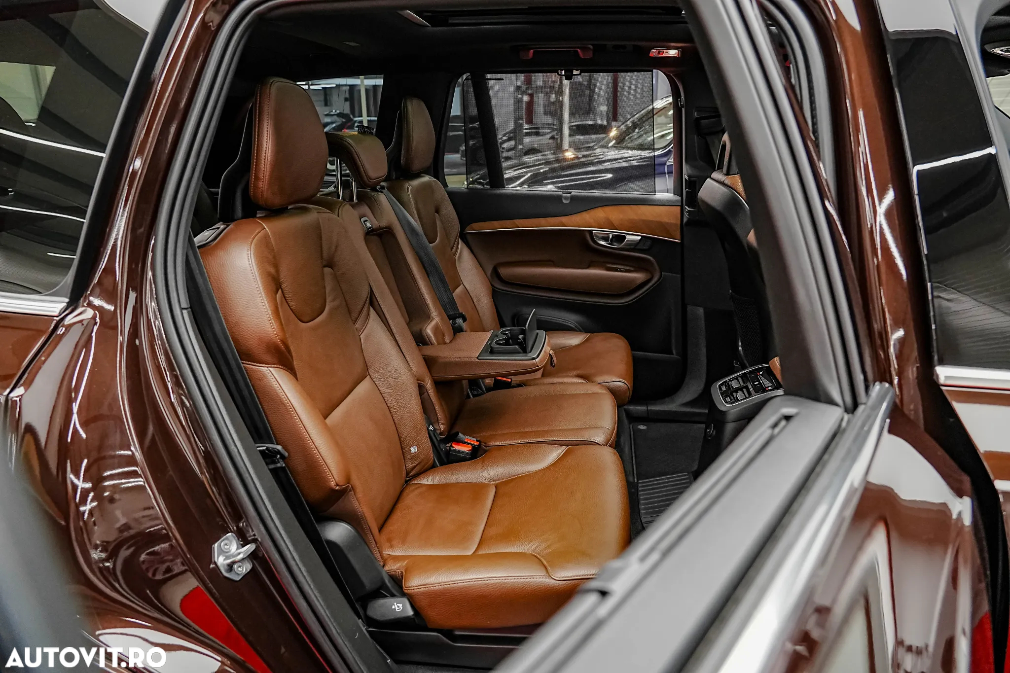 Volvo XC 90 T8 AWD Recharge Geartronic Inscription Expression - 11