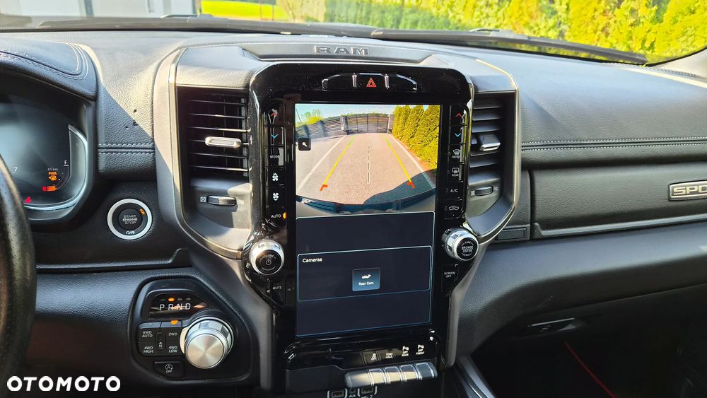 RAM 1500 Crew Cab Longbed Laramie - 33