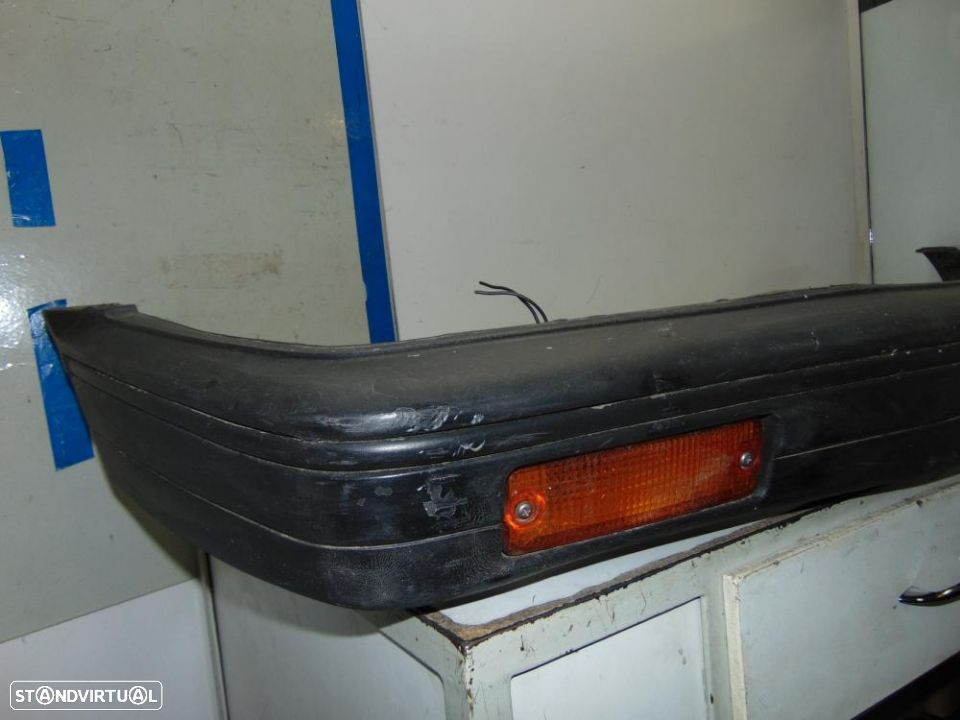 Mazda 323 5pt 1989 pára-choques - 2