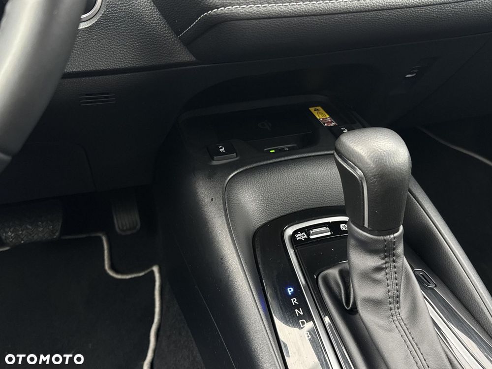 Toyota Corolla 1.8 Hybrid Comfort - 19