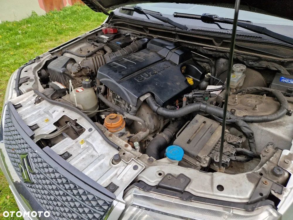 Suzuki Grand Vitara 1.9 DDiS Comfort DPF Limited - 10