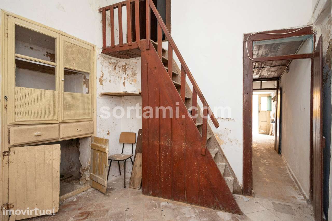 Moradia Devoluta T3 Venda em Faro (Sé e São Pedro),Faro - Grande imagem: 4/34