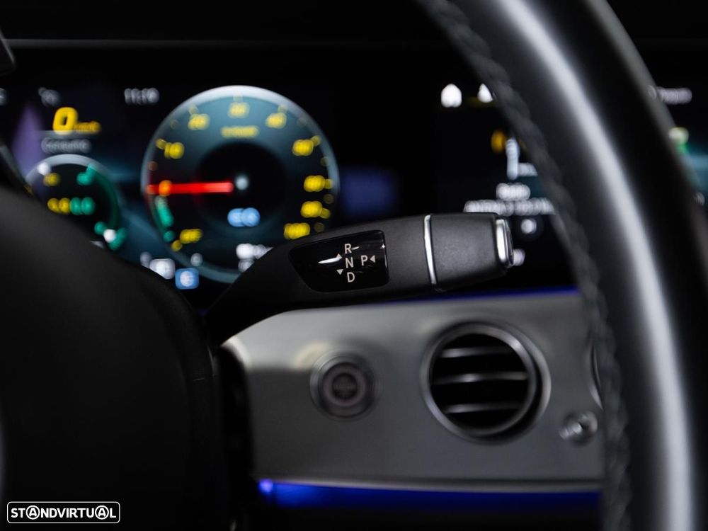 Mercedes-Benz E 300 de Avantgarde - 20