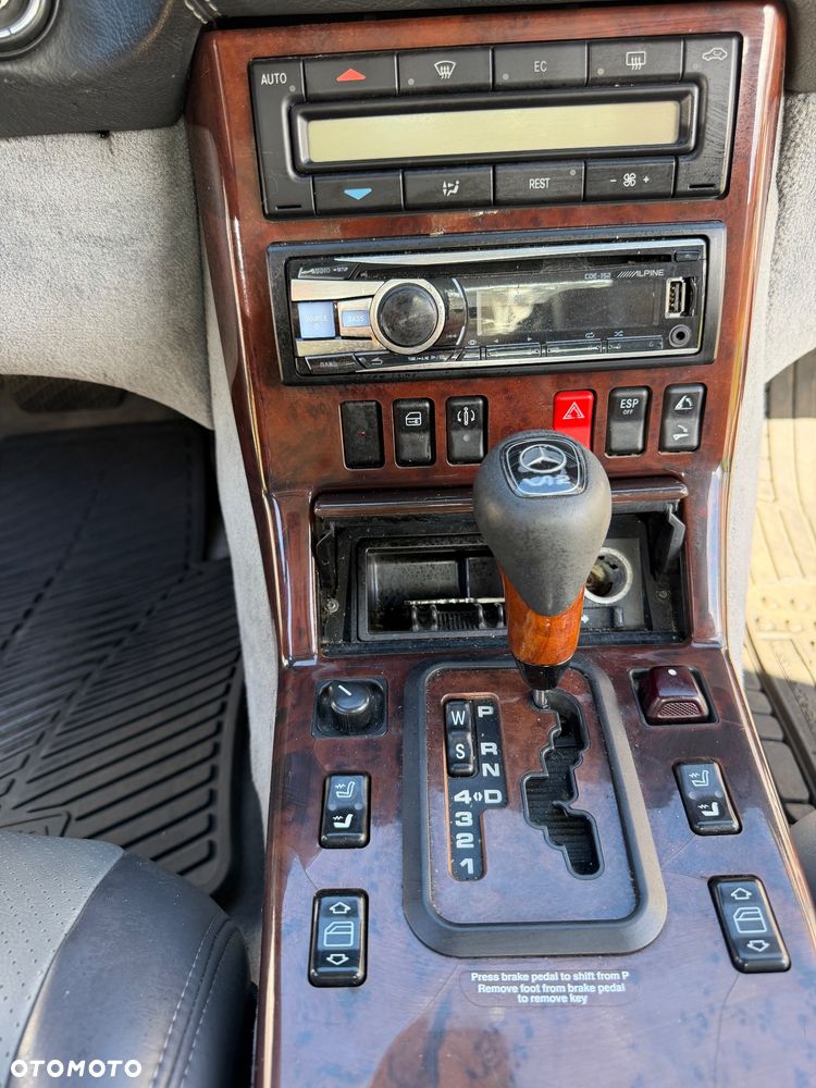 Mercedes-Benz SL - 21