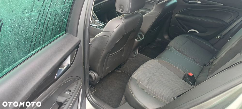 Opel Insignia 2.0 CDTI Innovation S&S - 11