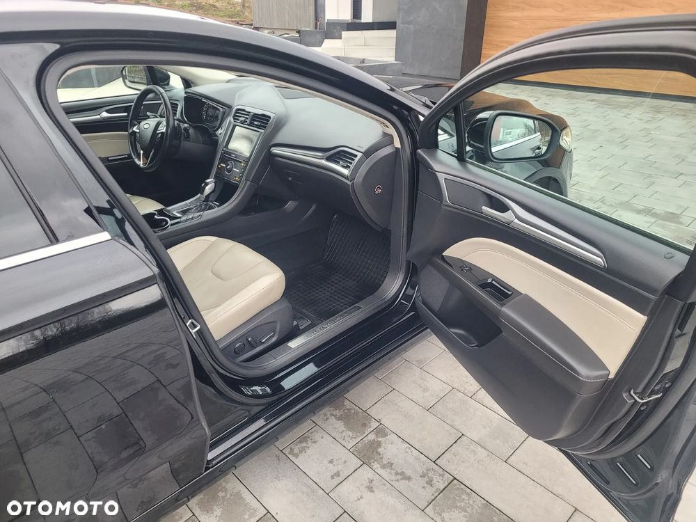 Ford Mondeo 2.0 TDCi Titanium 4WD PowerShift - 14