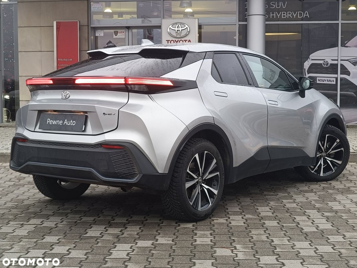 Toyota C-HR - 6