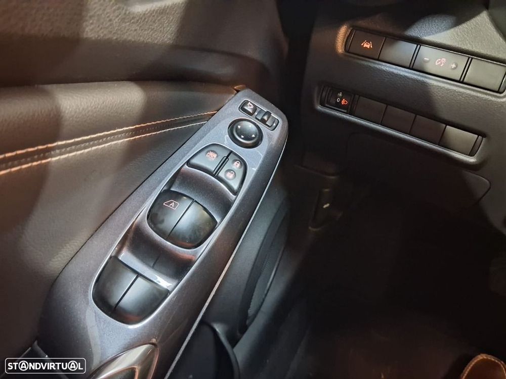 Nissan Juke 1.6 Hybrid N-Connecta - 15