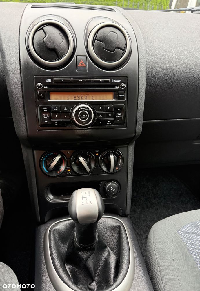 Nissan Qashqai 1.6 Visia - 23