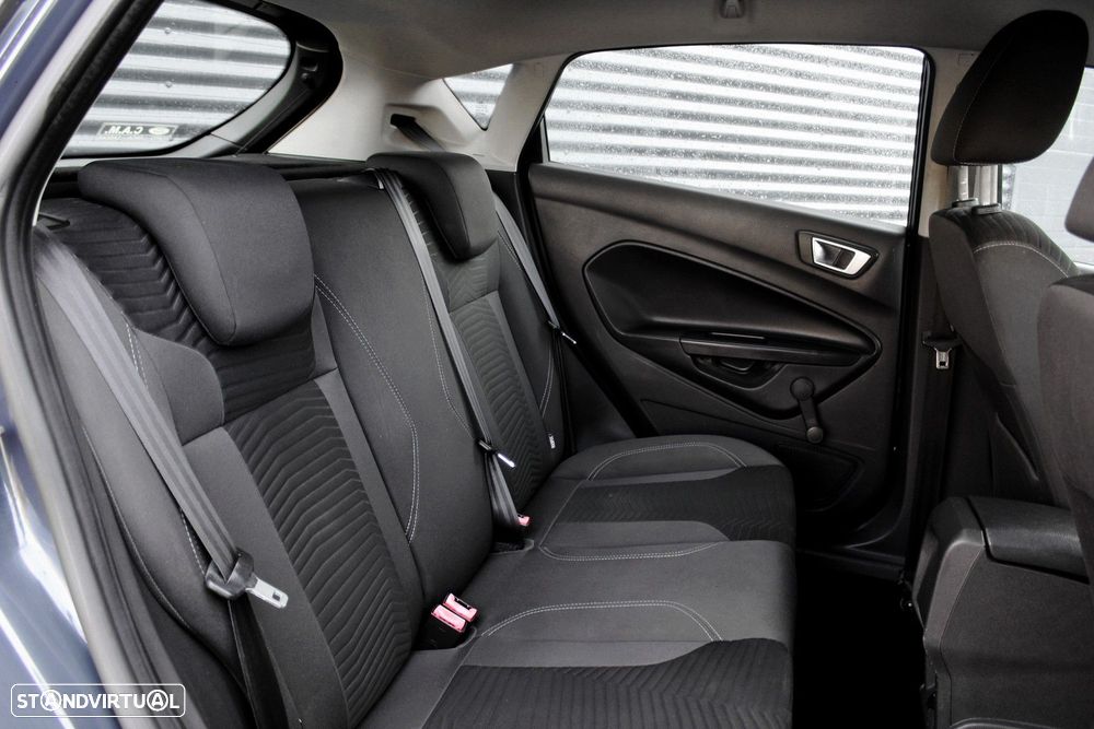 Ford Fiesta 1.0 T EcoBoost Titanium PowerShift - 10