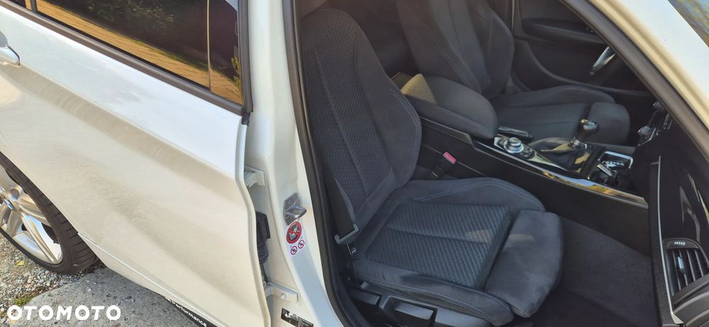 BMW Seria 1 118d Sport Line - 25