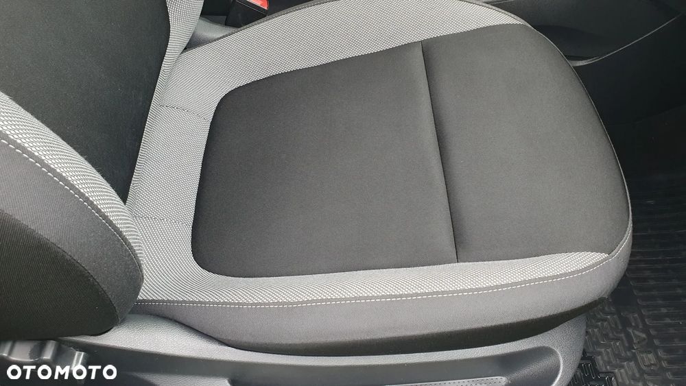 Skoda Fabia 1.0 TSI Ambition - 12