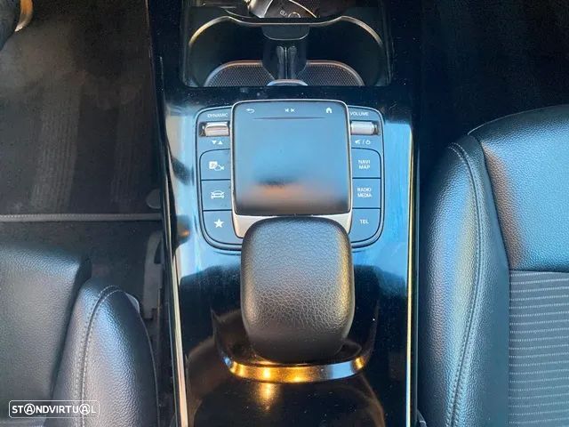 Mercedes-Benz A 180 d 8G-DCT Edition 2021 - 28