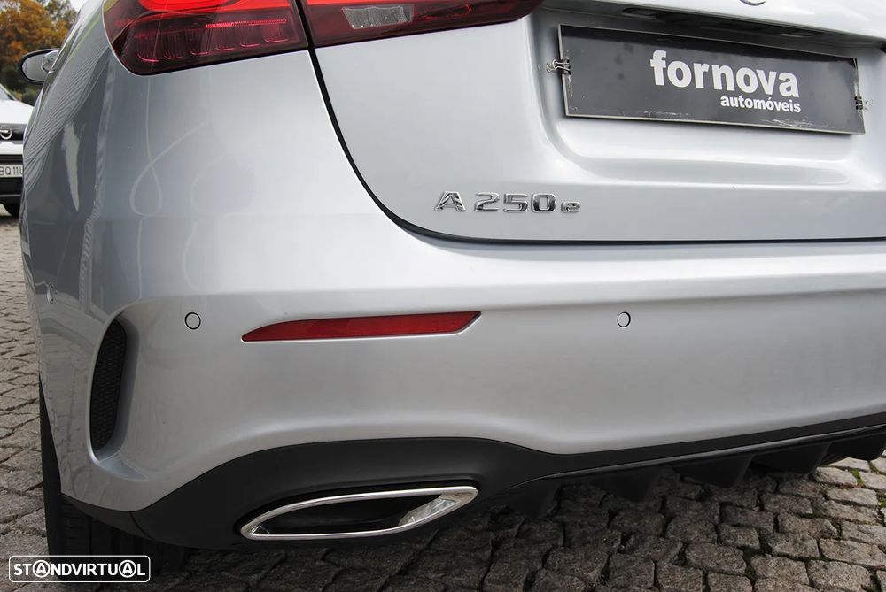 Mercedes-Benz A 250 e - 13