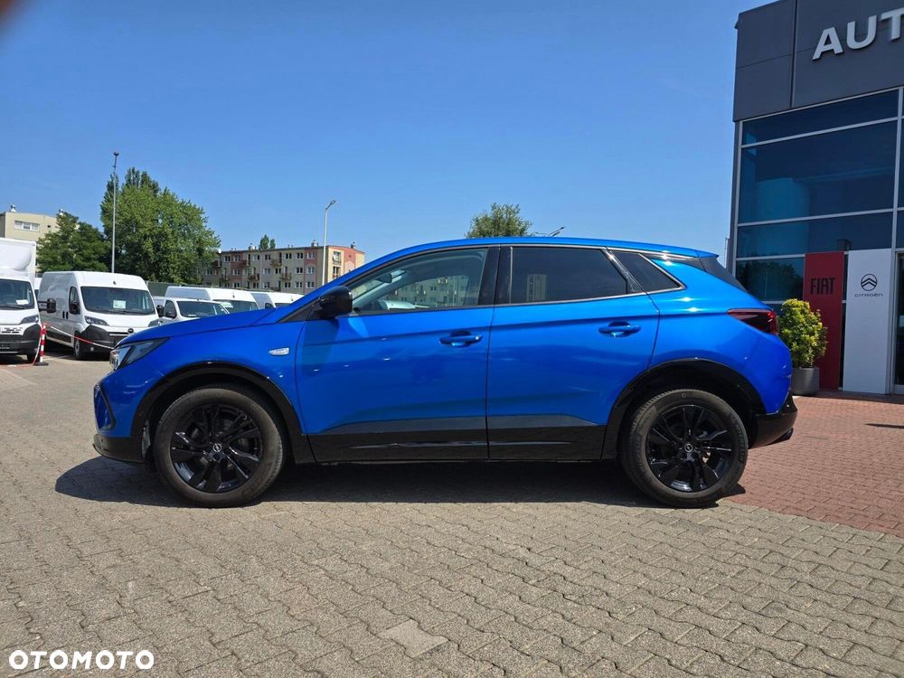 Opel Grandland 1.2 T GS Line S&S - 4