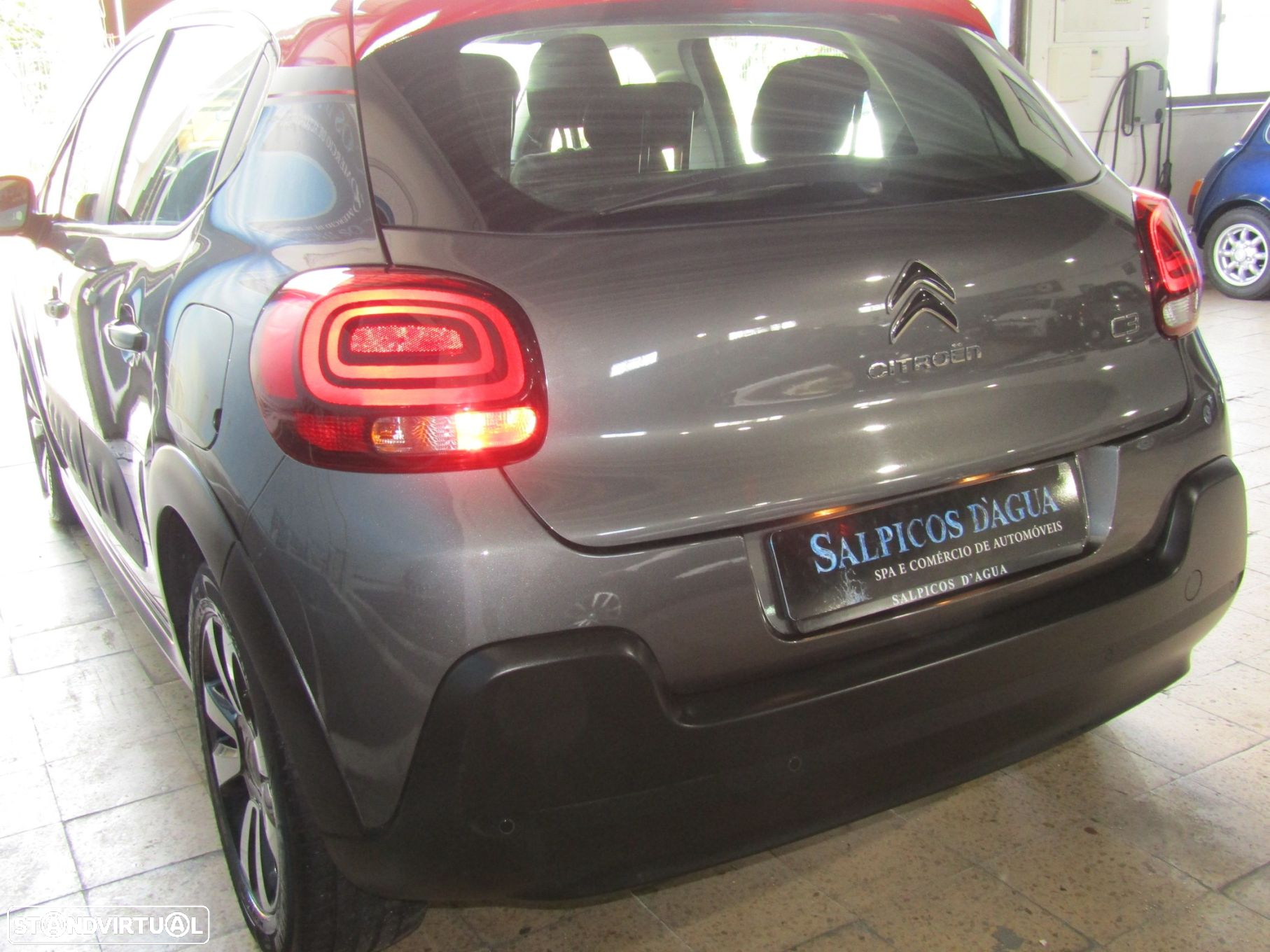 Citroën C3 1.2 PureTech Shine - 6