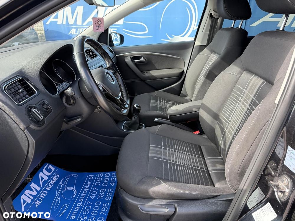 Volkswagen Polo 1.4 TDI Blue Motion Technology Lounge - 8