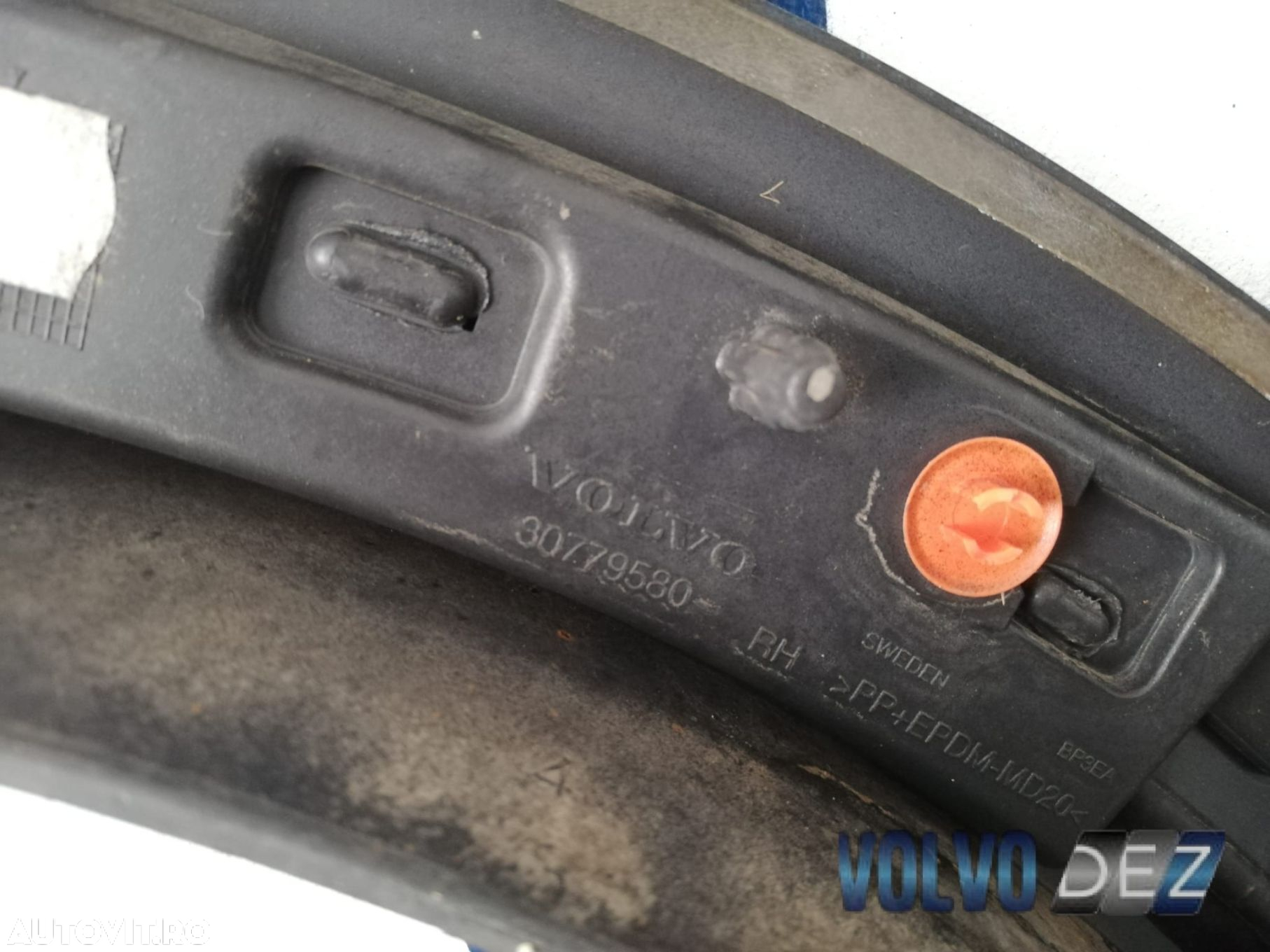 Bandou aripa spate dreapta Volvo XC90 30779580 12446 - 2
