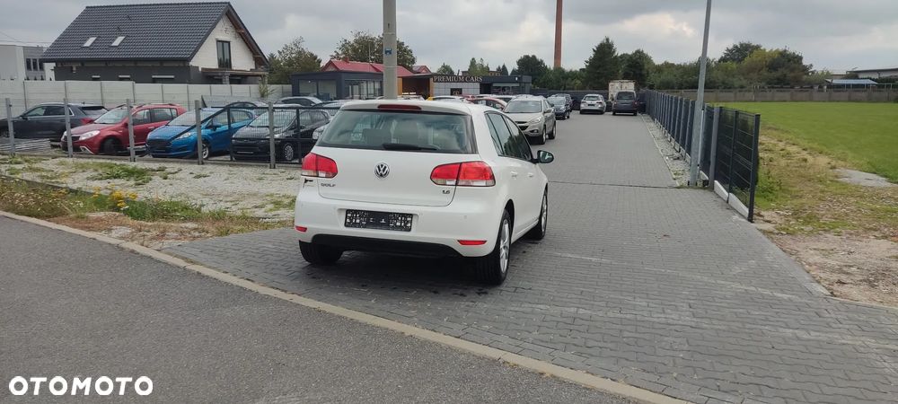 Volkswagen Golf 1.6 Comfortline - 6