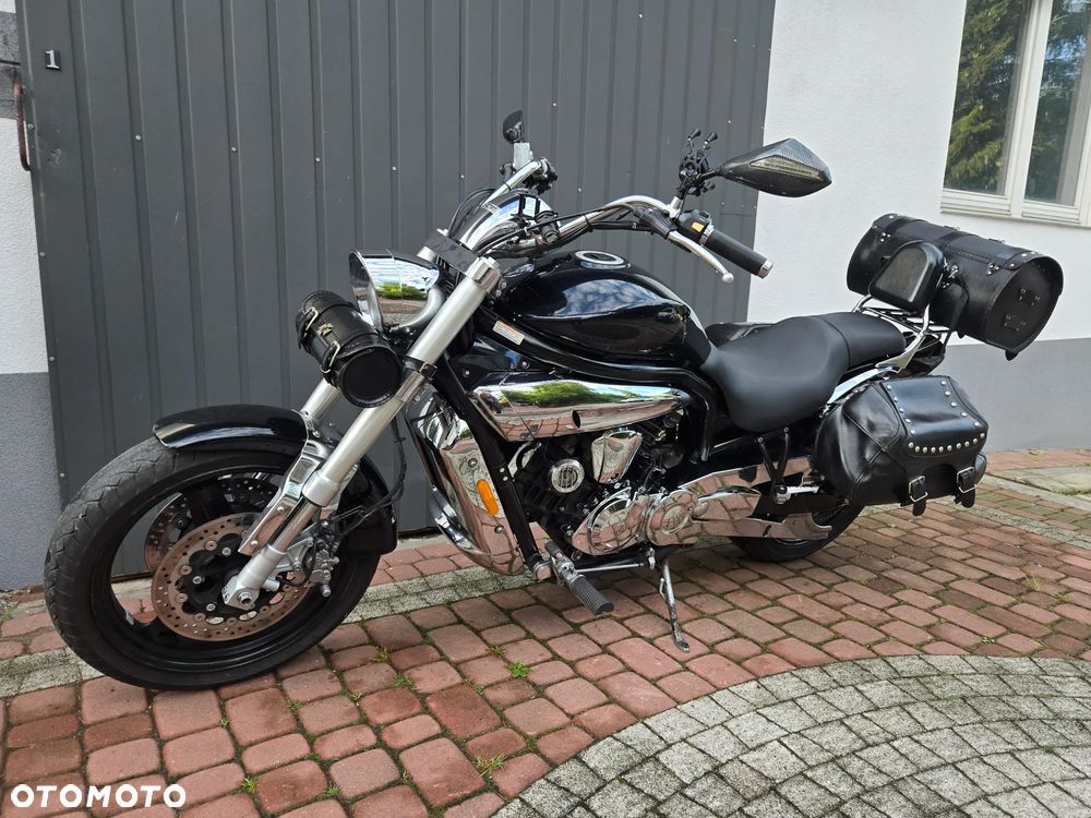 Hyosung GV - 8