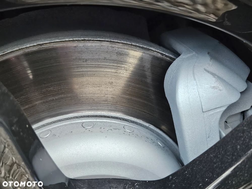 BMW Seria 5 530d - 38