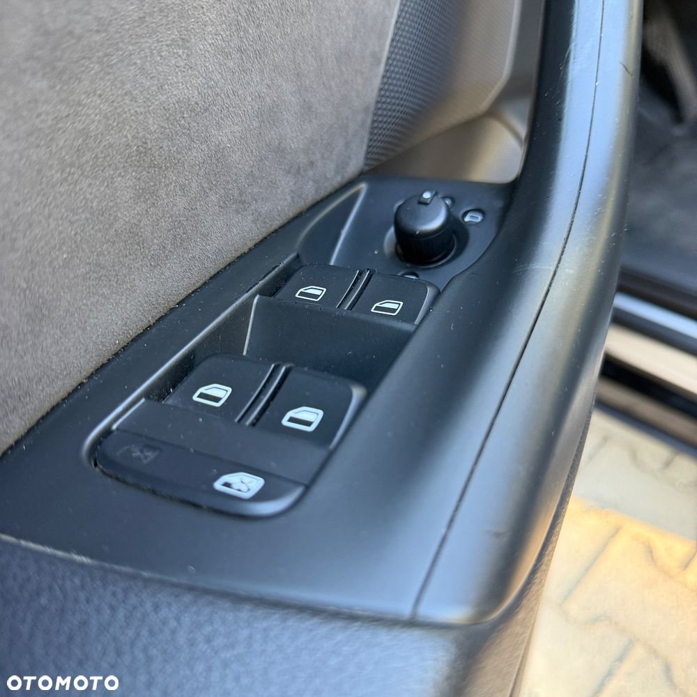 Audi Q3 2.0 TDI - 34