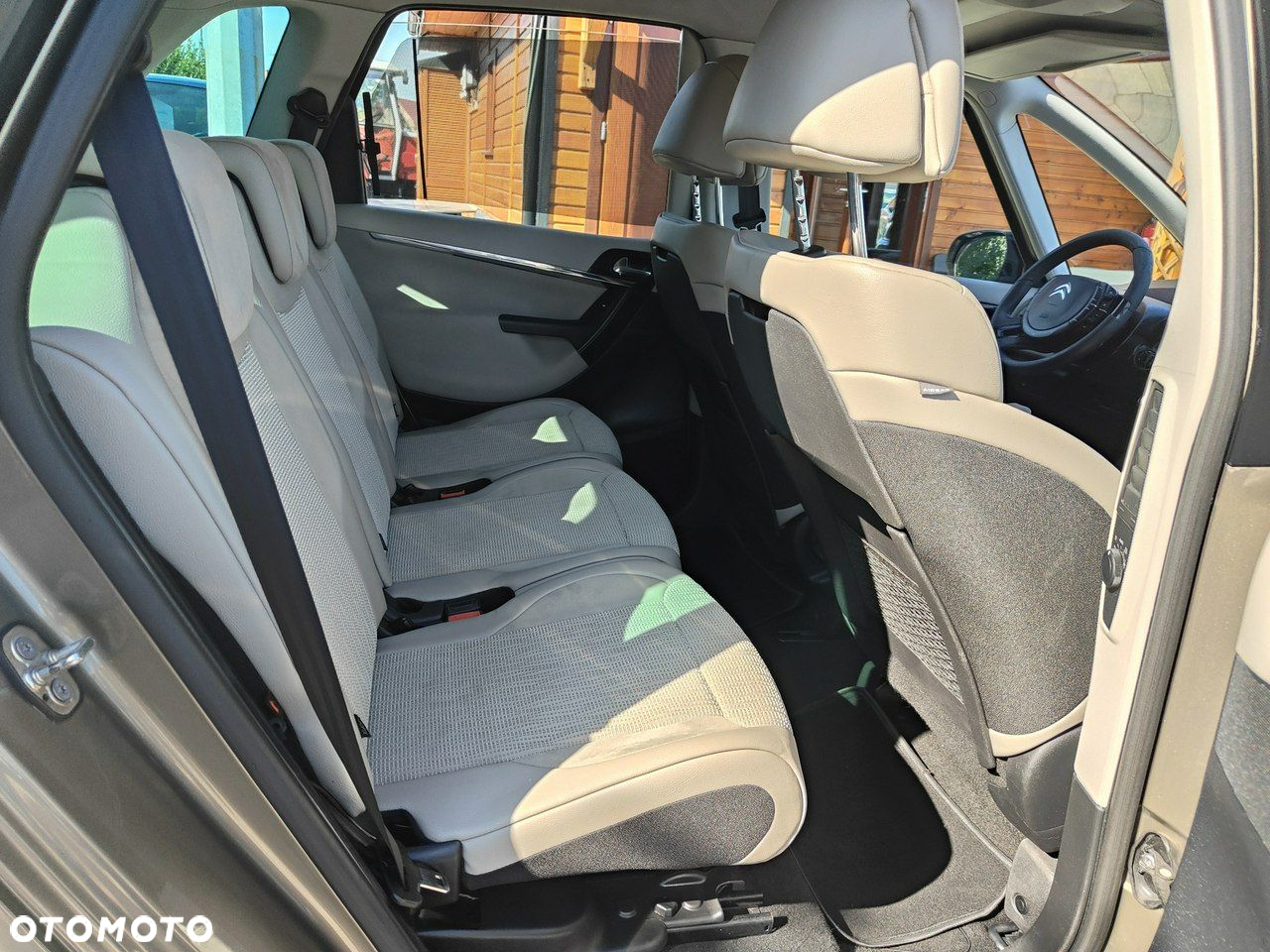 Citroën C4 Picasso 1.6 HDi FAP Exclusive - 23