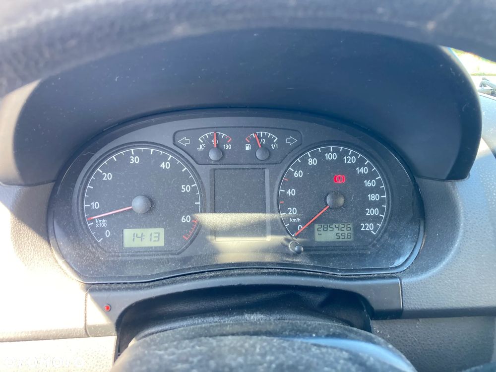 Volkswagen Polo 1.4 16V Basis - 11