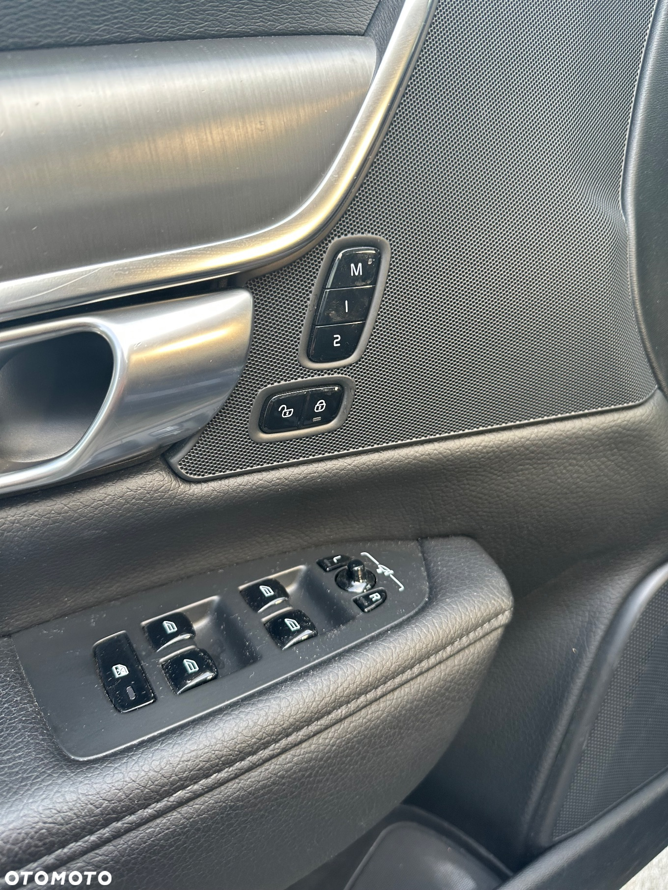 Volvo S90 D4 Geartronic Inscription - 32
