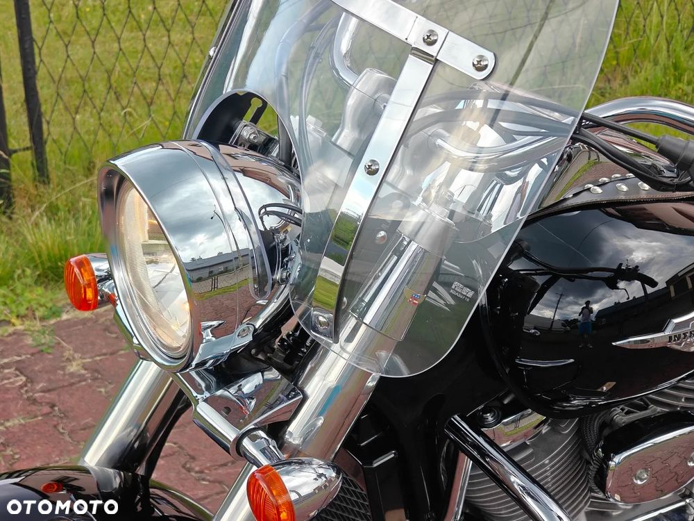 Suzuki Intruder - 24
