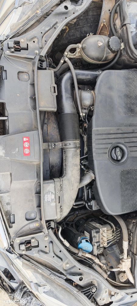 Mercedes-Benz E - 16