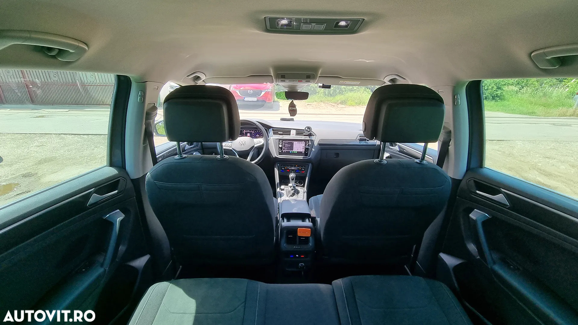 Volkswagen Tiguan 2.0 TDI SCR 4MOTION DSG Elegance - 11