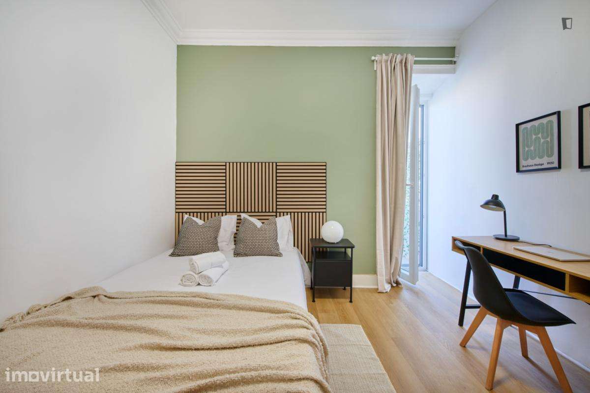 Quarto - localizado em Marquês de Pombal Lisbon - Grande imagem: 4/45