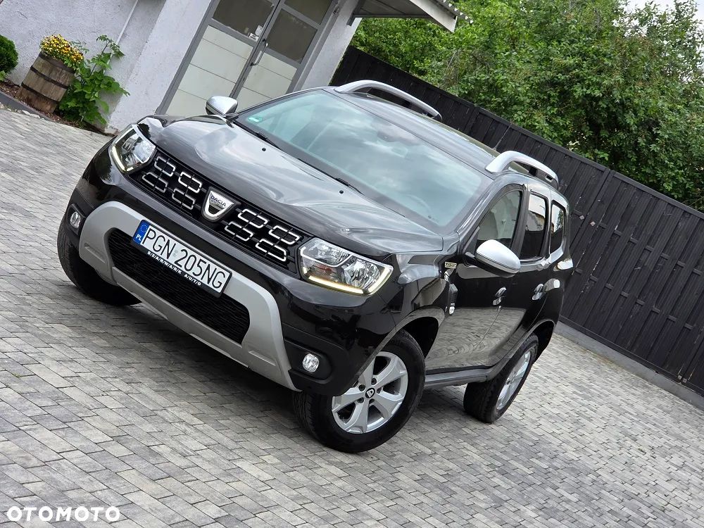 Dacia Duster 1.6 SCe Blackshadow S&S - 31